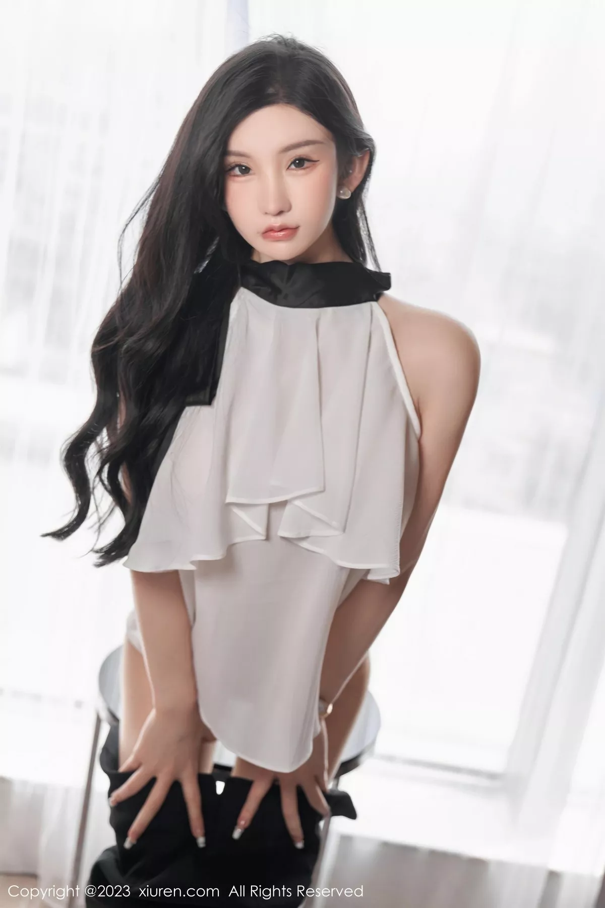 秀人集.com_[XiuRen秀人网]No.6435_女神周于希Sally澳门旅拍白色薄纱服饰配超薄肉丝撩人诱惑写真83P