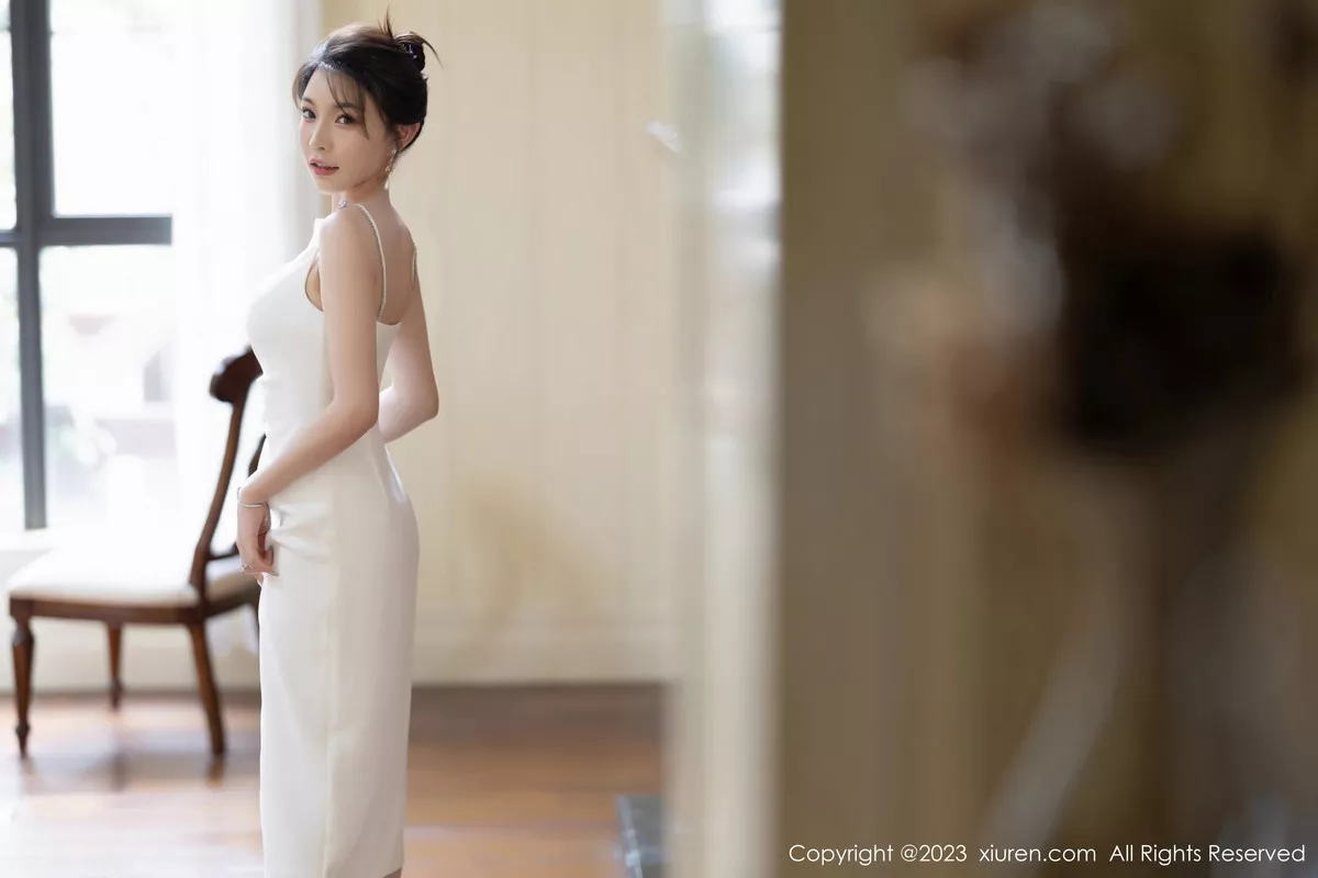 秀人集.com_[XiuRen秀人网]No.7155_模特徐莉芝Booty白色吊带裙+白色蕾丝薄纱秀惹火身材诱惑写真90P