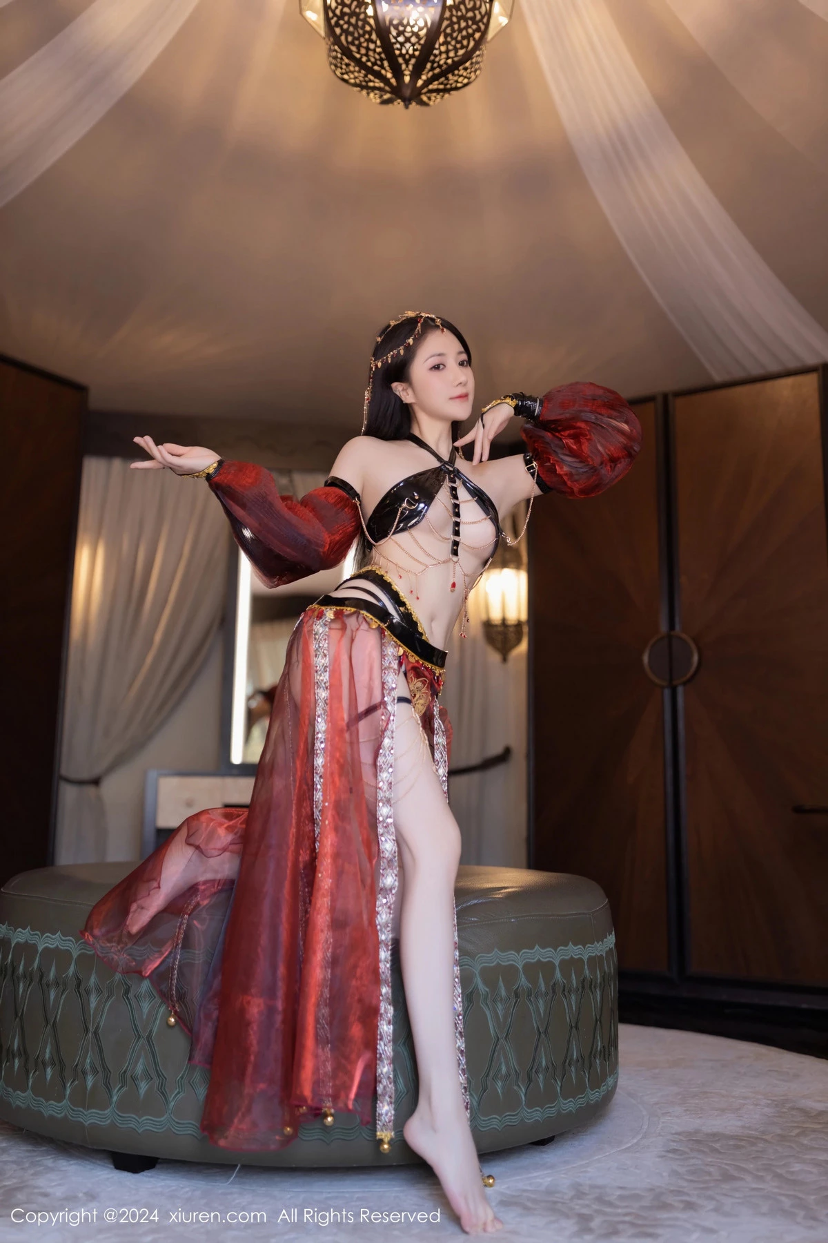 秀人集.com_[XiuRen秀人网]No.8778_模特鱼子酱Fish性感舞娘薄纱露黑色情趣内衣秀完美身材诱惑写真80P