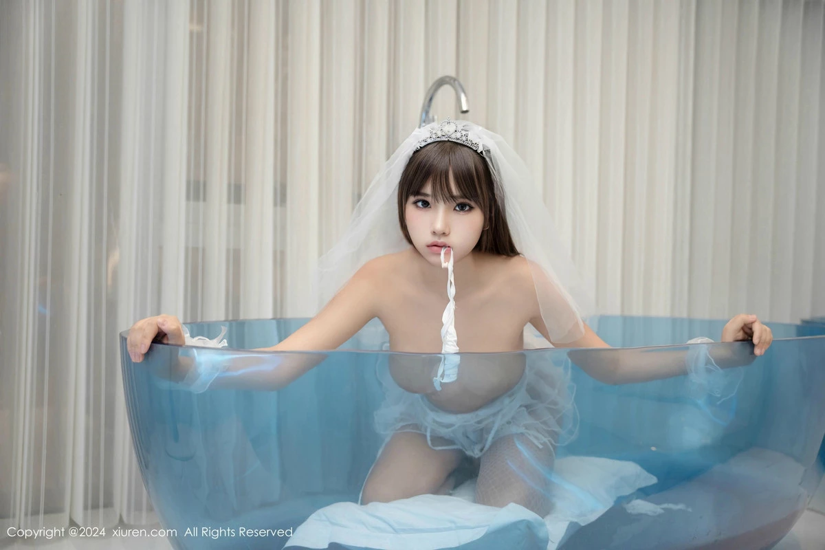 秀人集.com_[XiuRen秀人网]No.9539_模特姚若兮vay性感白色情趣婚纱配白色丝袜秀曼妙身姿诱惑写真65P