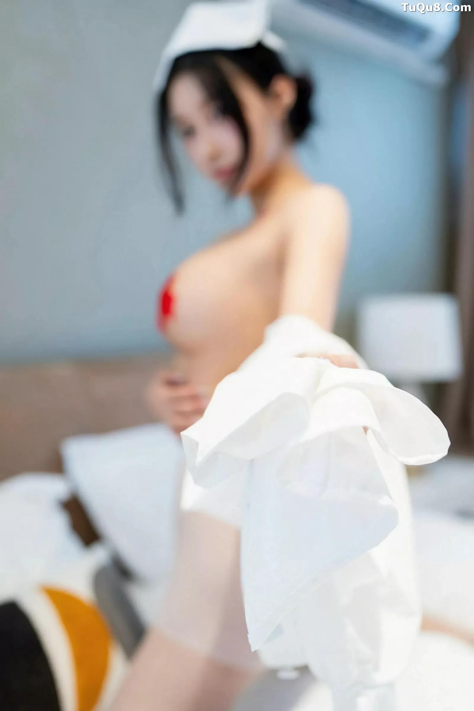 秀人集.com_[XINGYAN星颜社]VOL.362_新人模特木森vita性感白色护士制服露丰满身材胶带遮点诱惑写真79P