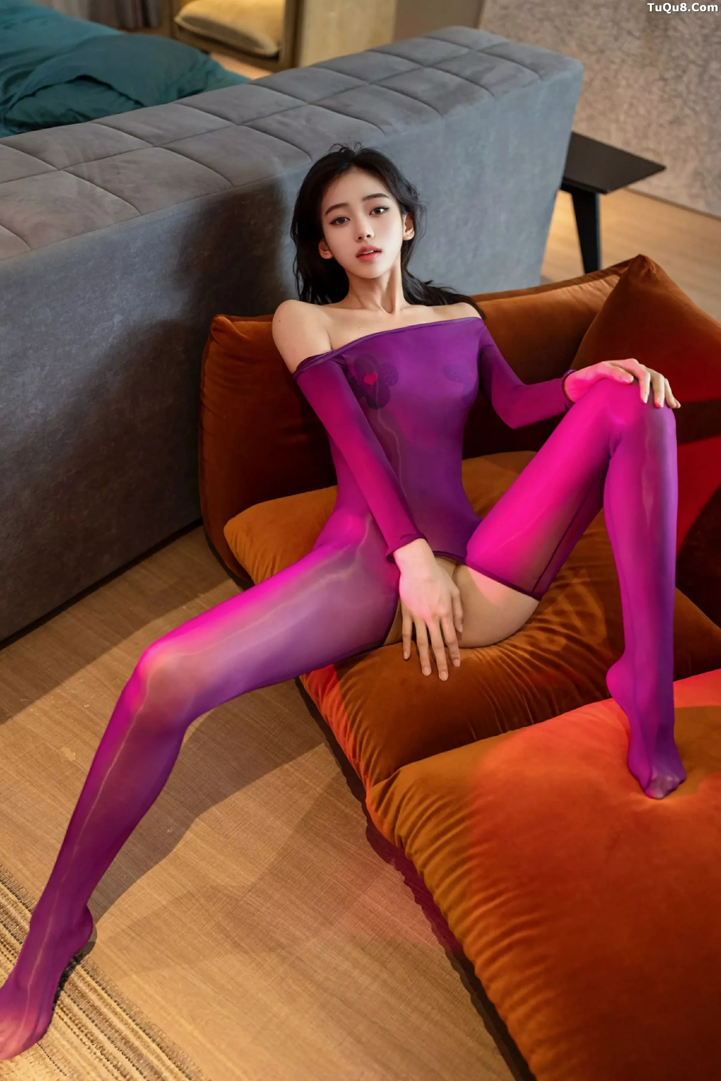 秀人集.com_[XINGYAN星颜社]VOL.363_模特时安安浴室场景性感紫色连体丝袜秀柔美身姿撩人诱惑写真81P