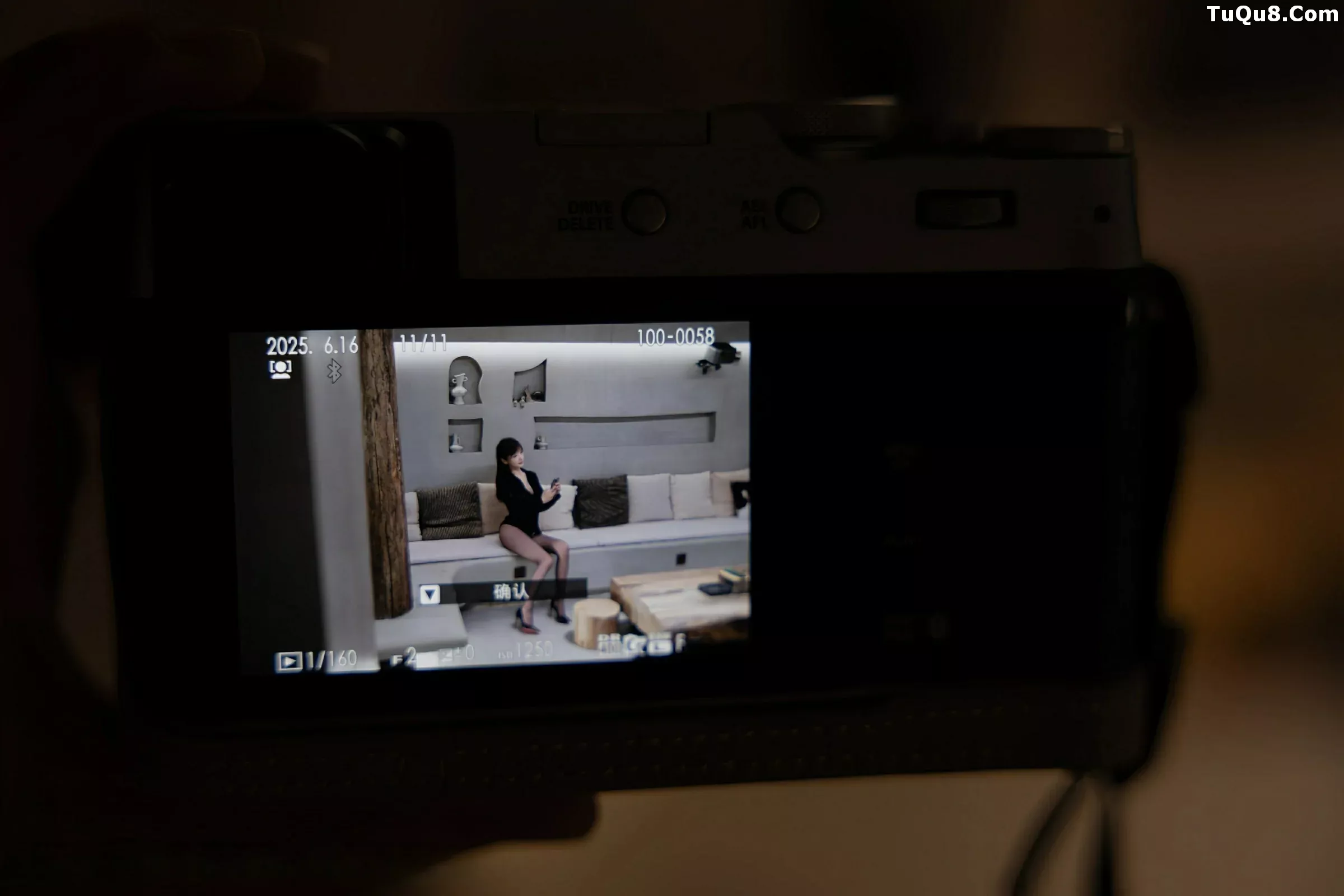 秀人集.com_[XiuRen秀人网]No.10505_模特陆萱萱性感黑色衬衫配开档黑丝半脱秀柔美身姿完美诱惑写真80P