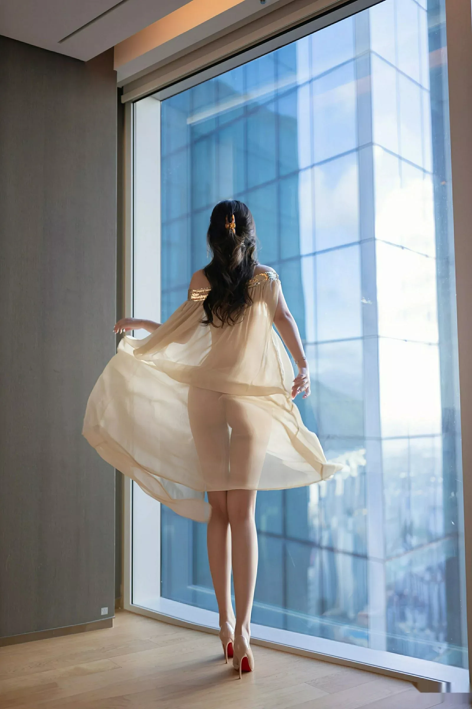 秀人集.com_[XiuRen秀人网]No.10619_模特唐安琪性感浅色薄纱服饰配超薄肉丝秀曼妙身姿完美诱惑写真81P