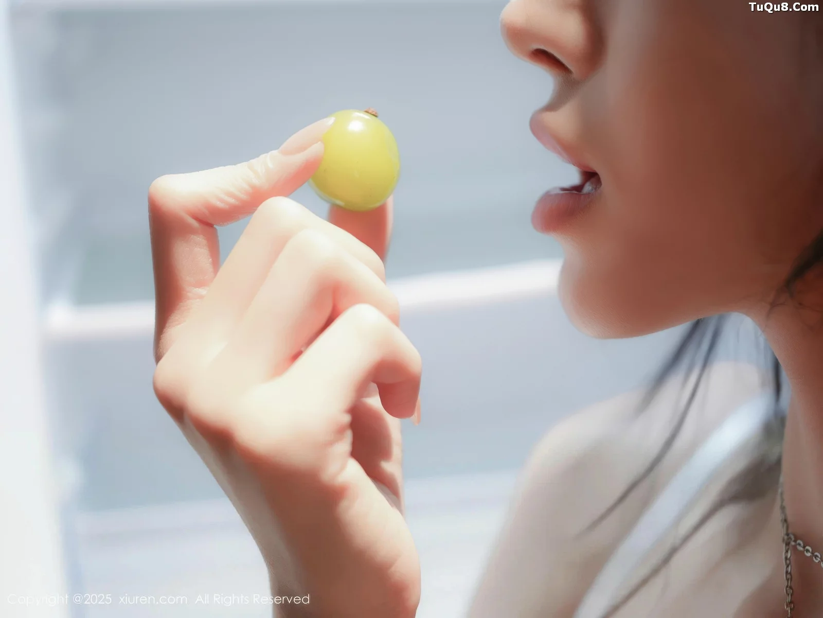 秀人集.com_[XiuRen秀人网]No.10722_模特林嘉旎私房性感白色情趣内衣配白丝吊袜秀凹凸身材诱惑写真70P