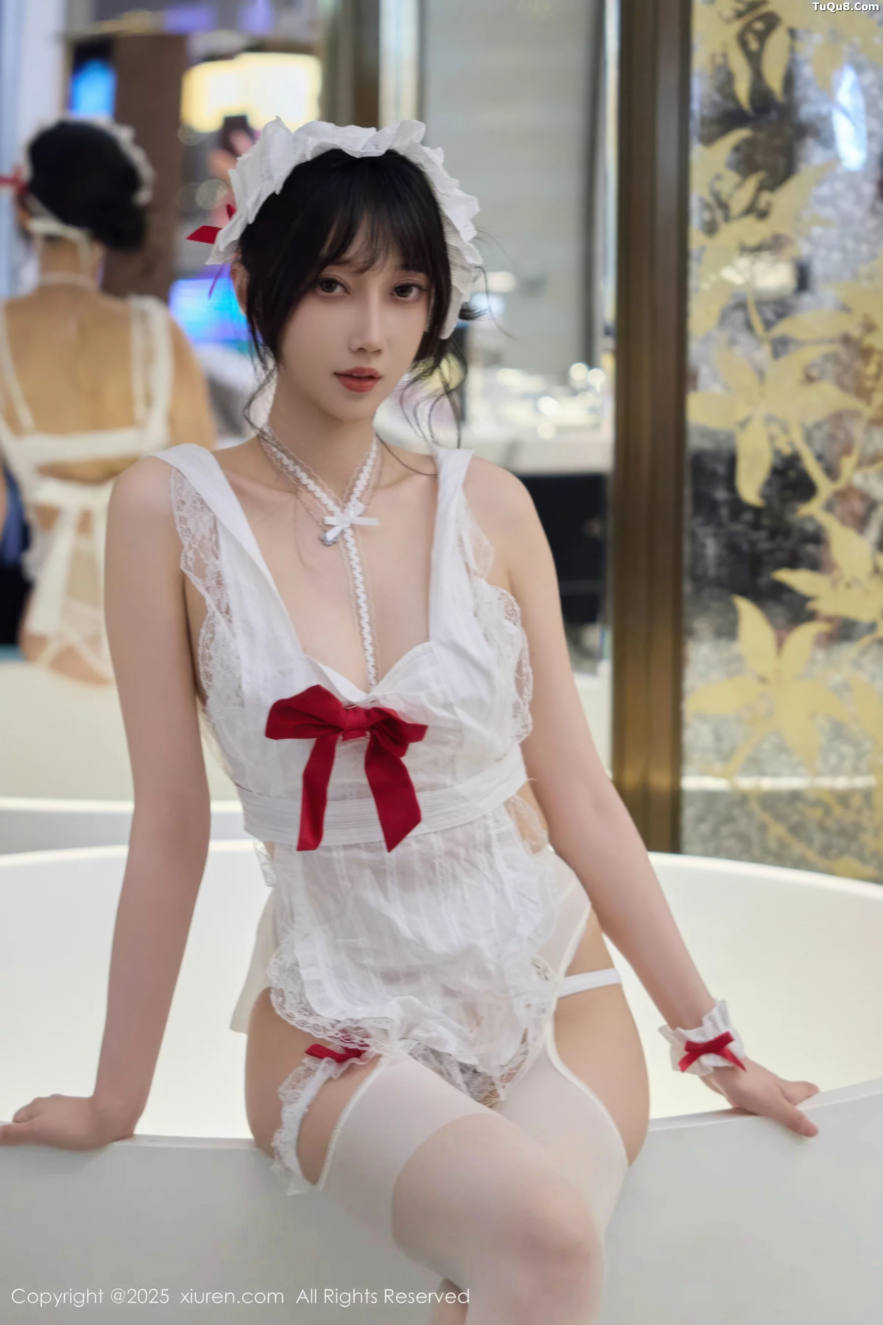 秀人集.com_[XiuRen秀人网]No.10827_模特玥儿玥er性感萝莉女仆装配白丝吊袜秀完美身材迷人诱惑写真64P