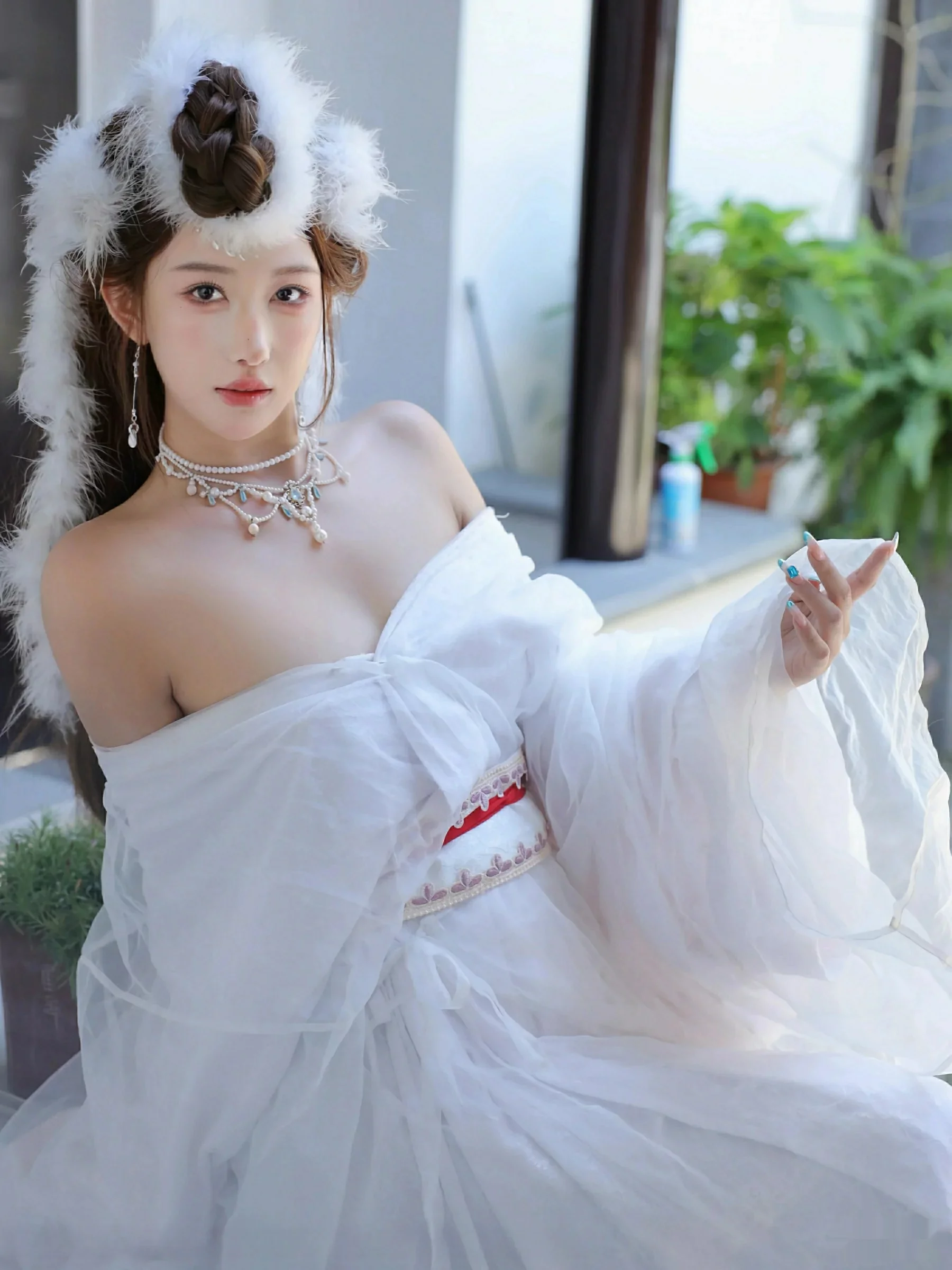 秀人集.com_[XiuRen秀人网]No.10843_模特金允希Yuki性感白色锦毛鼠装扮低胸秀丰腴身材完美诱惑写真78P