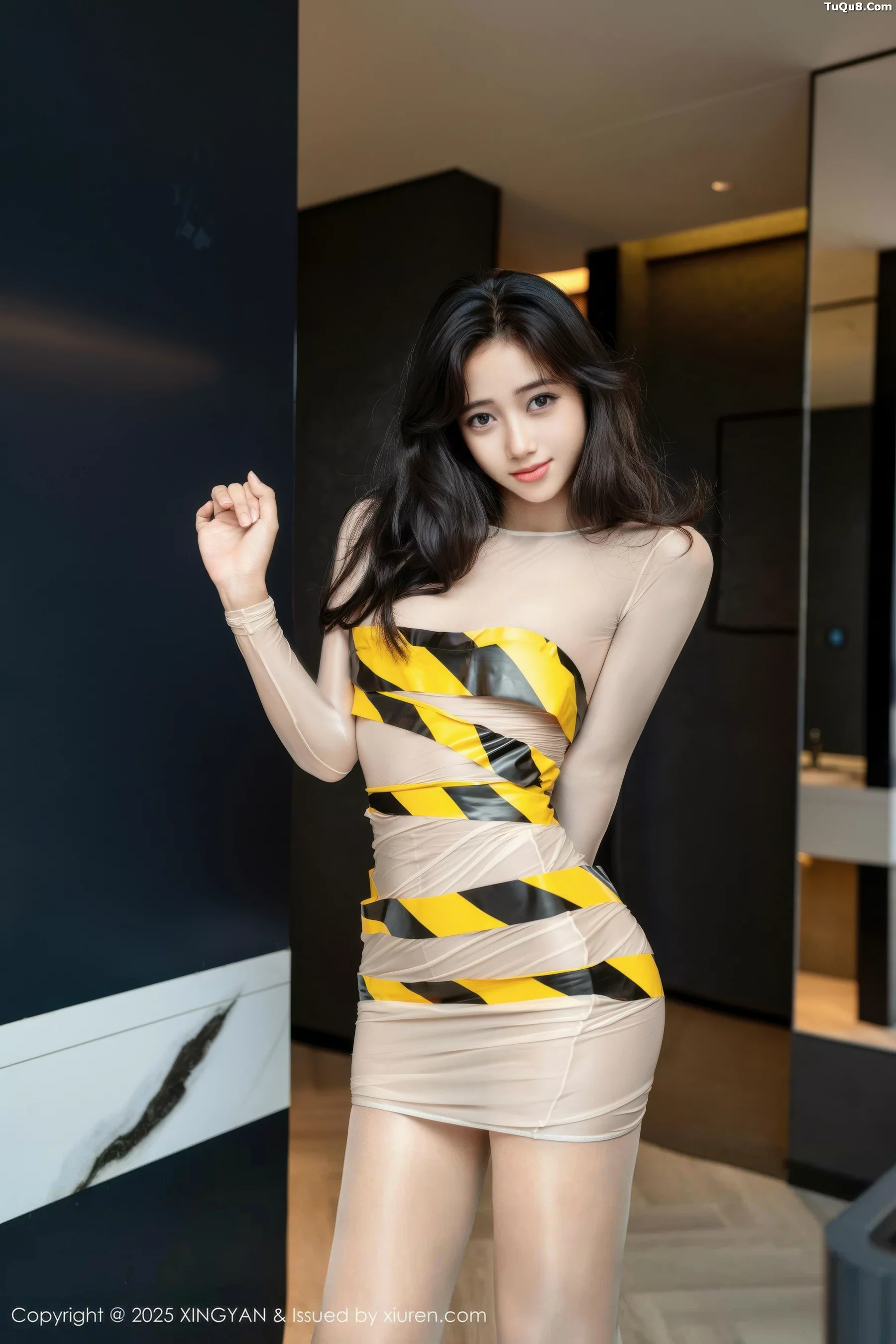 秀人集.com_[XINGYAN星颜社]VOL.421_模特时安安性感肉色连衣短裙配超薄肉丝秀柔美身姿诱惑写真71P