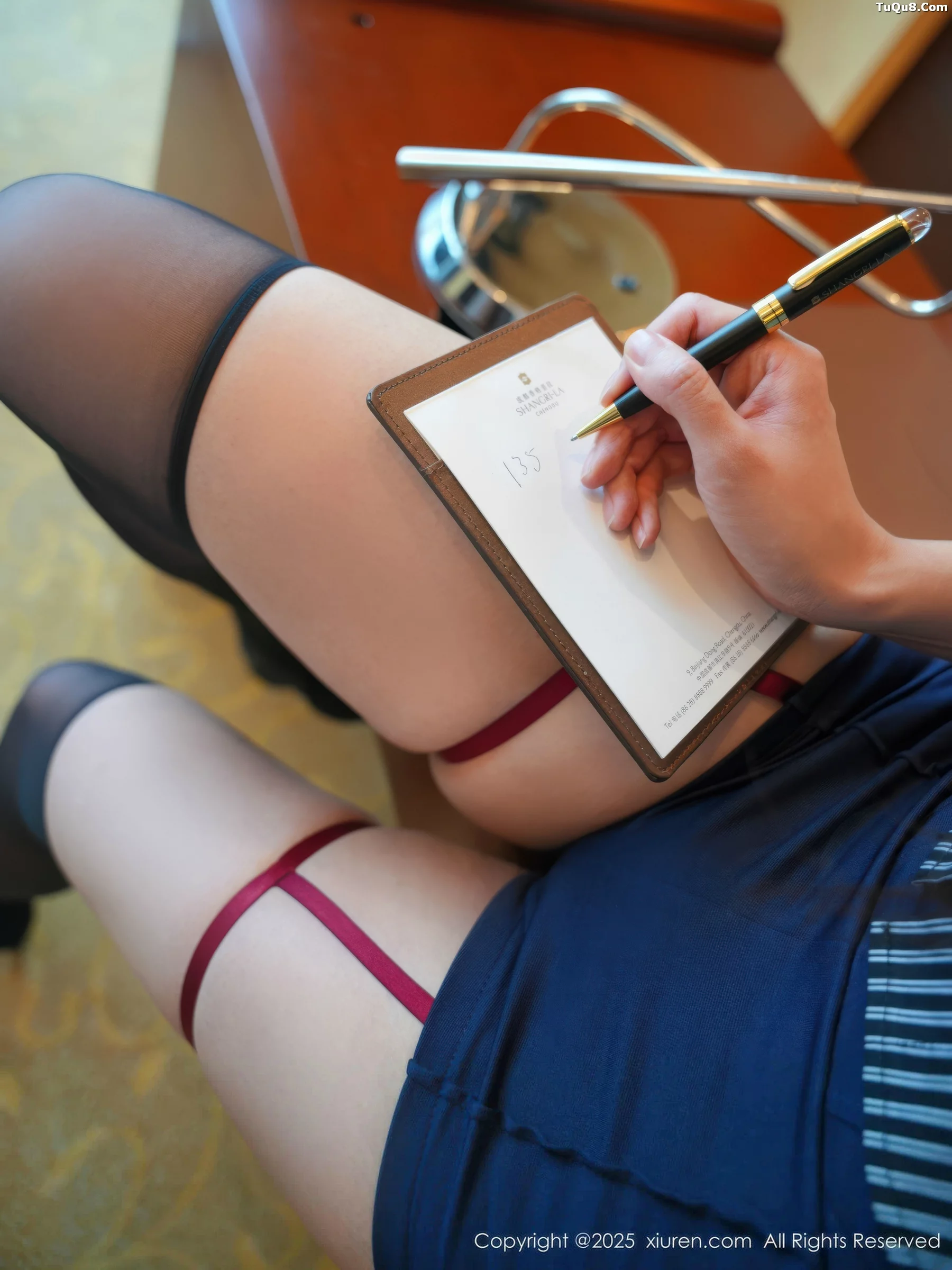 秀人集.com_[XiuRen秀人网]No.10972_新人模特夏冰冰性感OL服饰露红色内衣配黑丝吊袜秀美腿诱惑写真73P